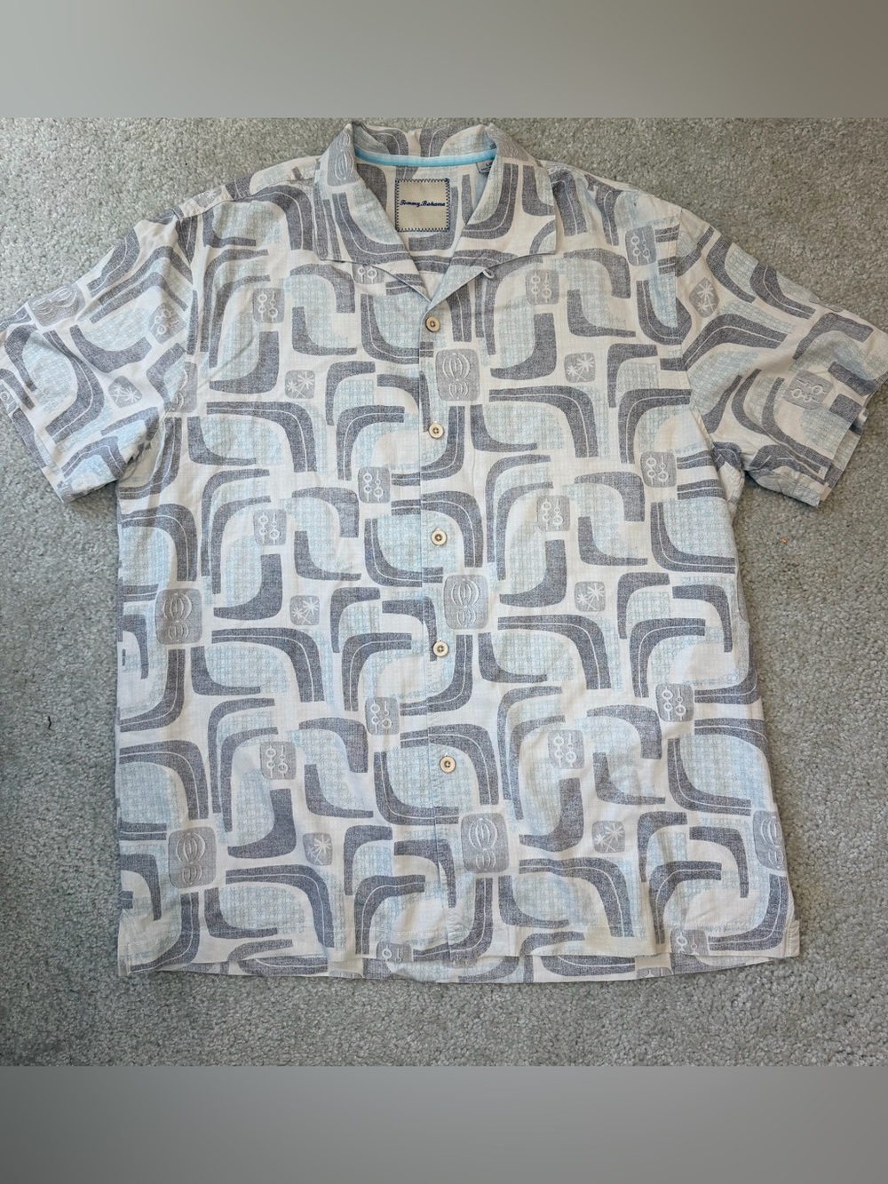 Tommy Bahama Gray & White Geometric Short-Sleeve Button-Down Shirt 100% Silk